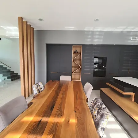 Celo Apartment *